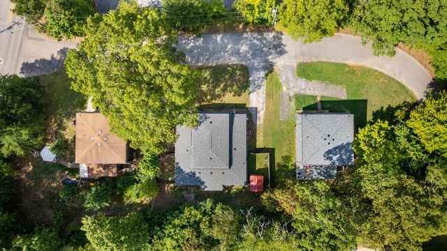 5227 Hickory Nut Lane 1-2, Hixson, TN 37343