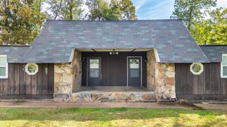 5227 Hickory Nut Lane 1-2, Hixson, TN 37343