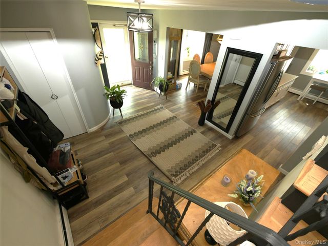 28 Block Boulevard, Port Jefferson Station, NY 11776