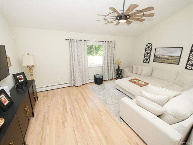 28 Block Boulevard, Port Jefferson Station, NY 11776