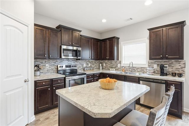 592 Willow Springs Drive, Dallas, GA 30132