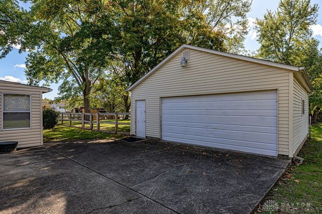 5209 Montgomery Avenue, Franklin, OH 45005