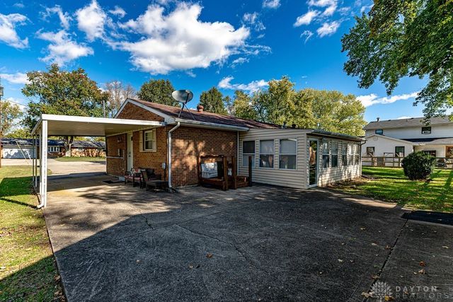 5209 Montgomery Avenue, Franklin, OH 45005