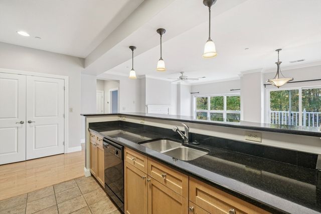 527 Pawtucket 207, Lowell, MA 01854