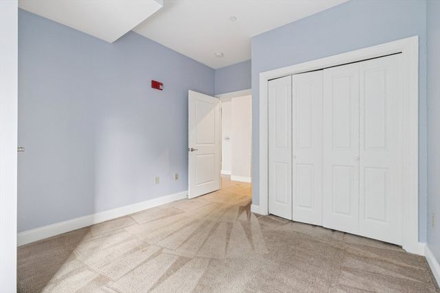 527 Pawtucket 207, Lowell, MA 01854