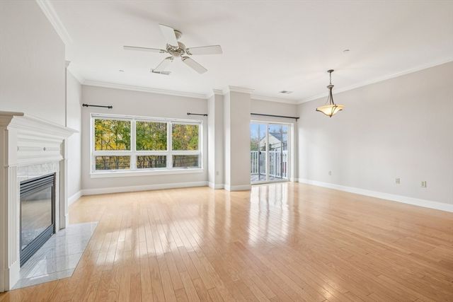 527 Pawtucket 207, Lowell, MA 01854