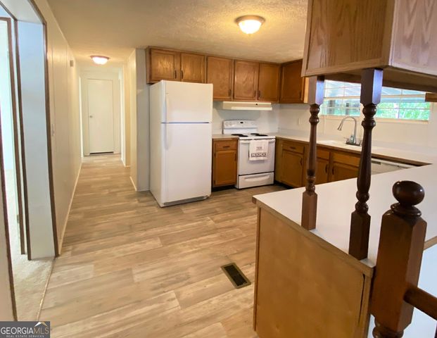 618 Campbell Street, Cleveland, GA 30528