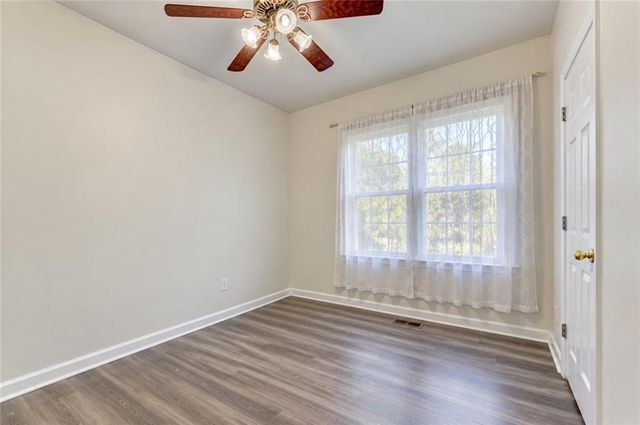 3270 Royal Creek Way SW, Lilburn, GA 30047