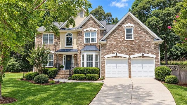3270 Royal Creek Way SW, Lilburn, GA 30047