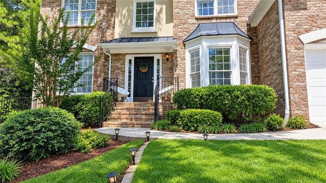 3270 Royal Creek Way SW, Lilburn, GA 30047