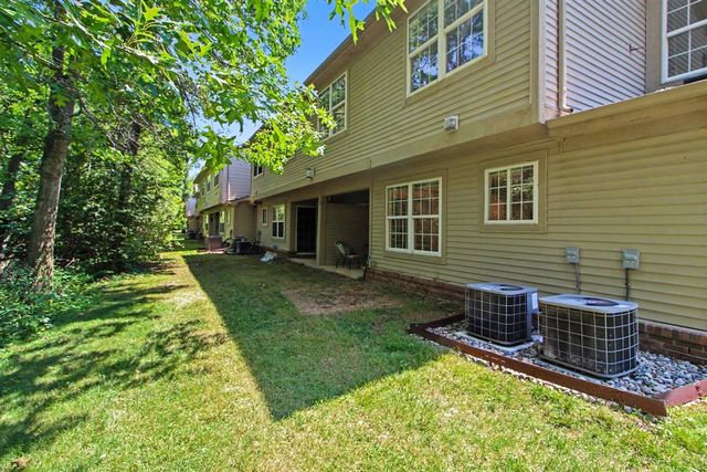 3037 Barclay Way, Ann Arbor, MI 48105