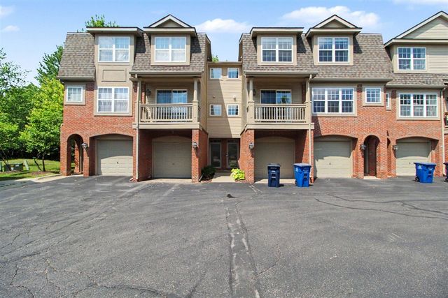 3037 Barclay Way, Ann Arbor, MI 48105