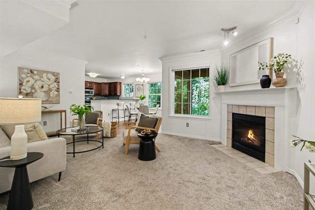 3037 Barclay Way, Ann Arbor, MI 48105