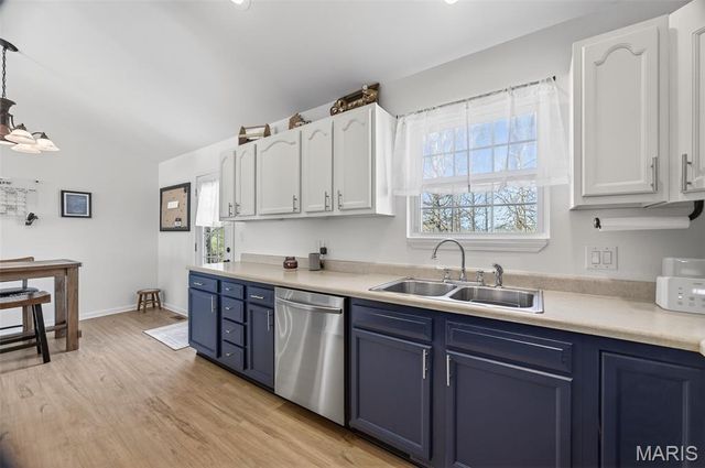 20999 Lacombe Road, Waynesville, MO 65583