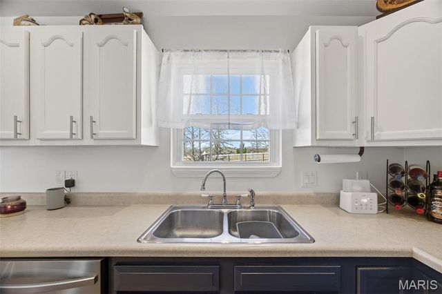 20999 Lacombe Road, Waynesville, MO 65583