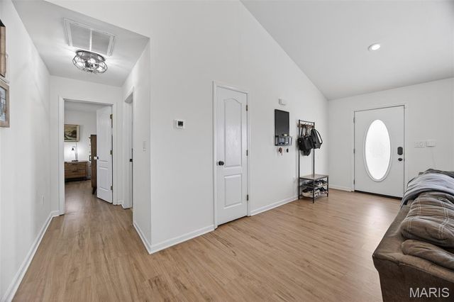 20999 Lacombe Road, Waynesville, MO 65583