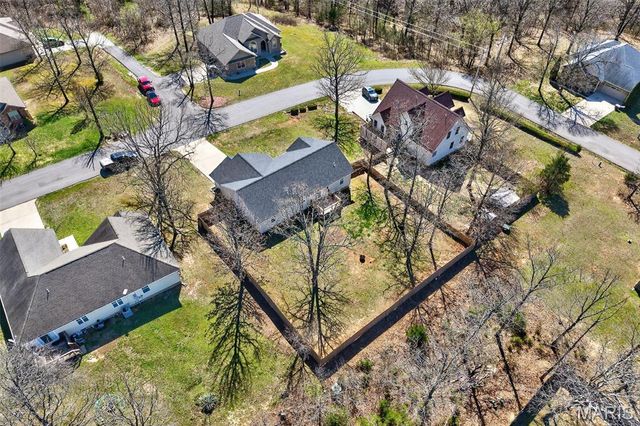 20999 Lacombe Road, Waynesville, MO 65583