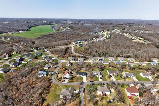 20999 Lacombe Road, Waynesville, MO 65583