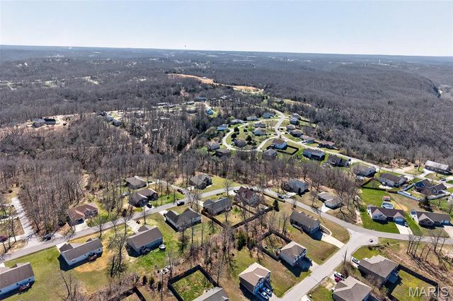 20999 Lacombe Road, Waynesville, MO 65583