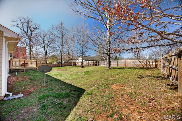 20999 Lacombe Road, Waynesville, MO 65583