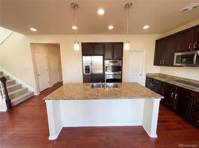 6334 N Ensenada Court, Aurora, CO 80019