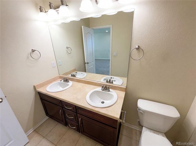 6334 N Ensenada Court, Aurora, CO 80019