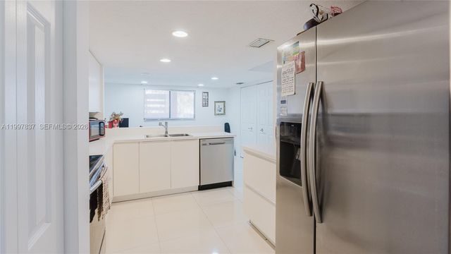 101 SW 96th Ter 101, Plantation, FL 33324