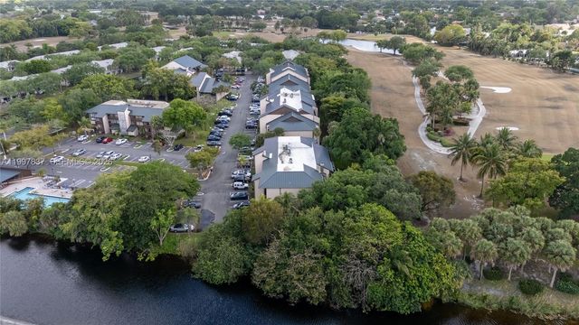101 SW 96th Ter 101, Plantation, FL 33324