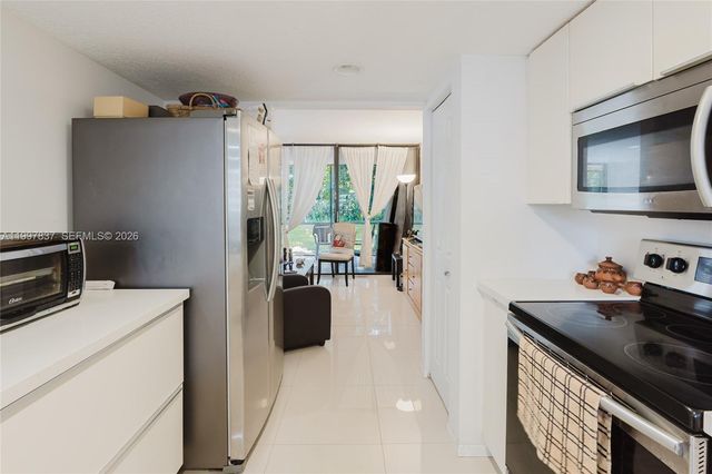 101 SW 96th Ter 101, Plantation, FL 33324