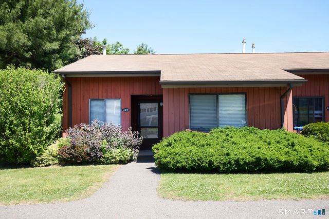 442 Asbury Ridge 442, Shelton, CT 06484