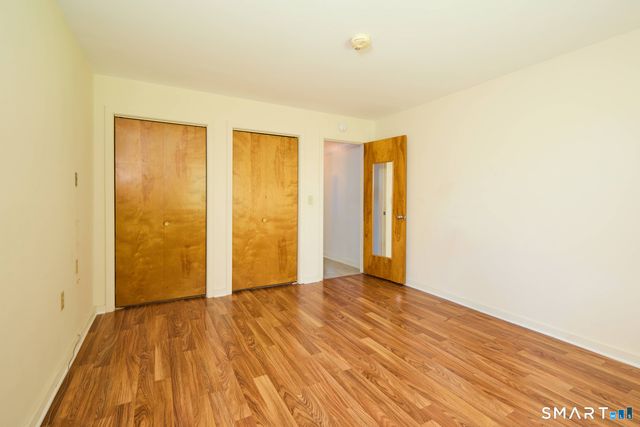 442 Asbury Ridge 442, Shelton, CT 06484