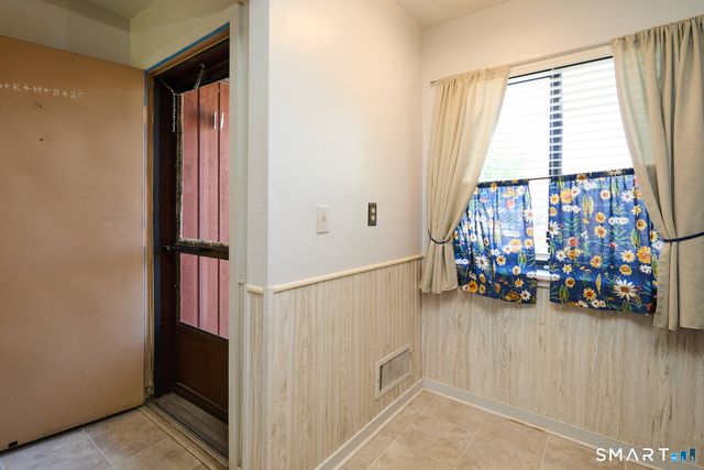 442 Asbury Ridge 442, Shelton, CT 06484