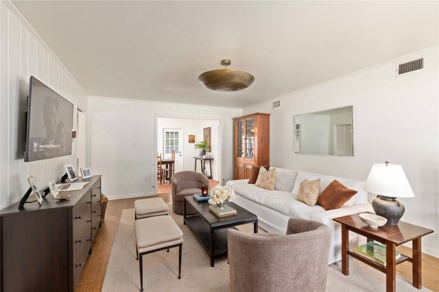 2501 Greenway Drive, Brownwood, TX 76801