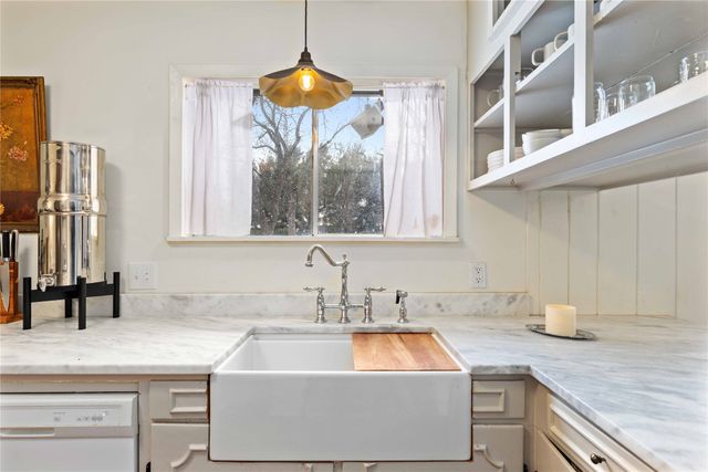 2501 Greenway Drive, Brownwood, TX 76801