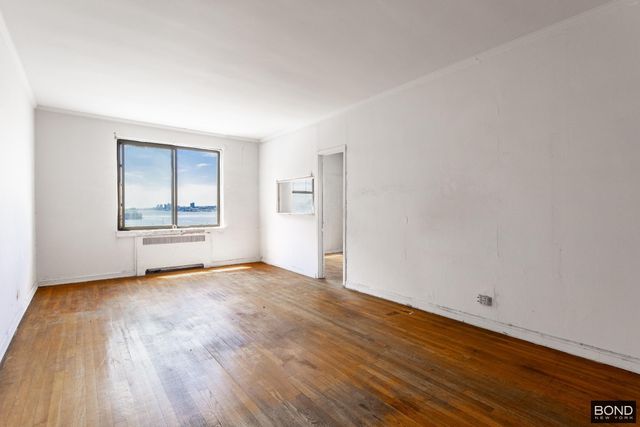 15818 Riverside Dr W Apt 4C, New York City, NY 10032
