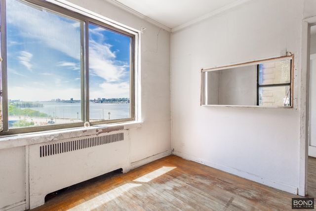 15818 Riverside Dr W Apt 4C, New York City, NY 10032