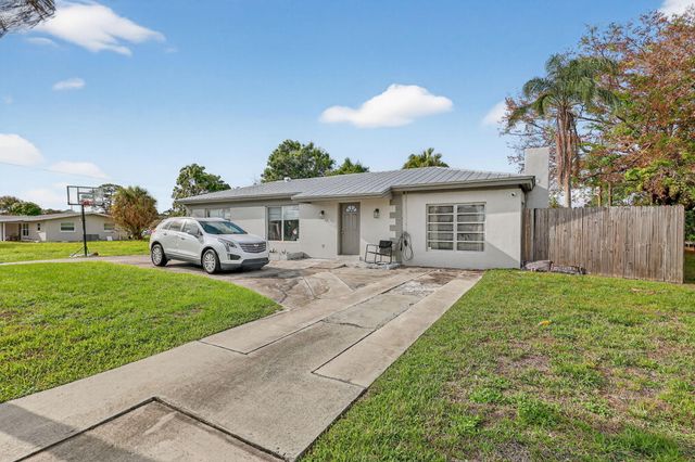 619 Ash Street, Port St. Lucie, Port St Lucie, FL 34952