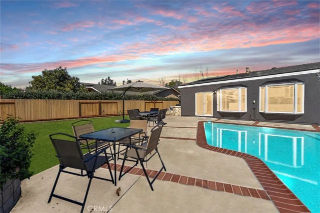 17922 Romelle, Santa Ana, CA 92705