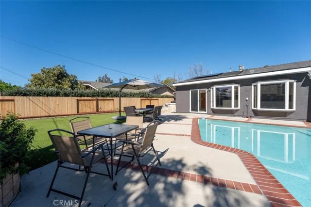 17922 Romelle, Santa Ana, CA 92705