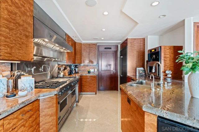 2741 Bayside Walk, San Diego, CA 92109