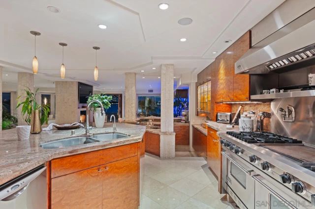 2741 Bayside Walk, San Diego, CA 92109