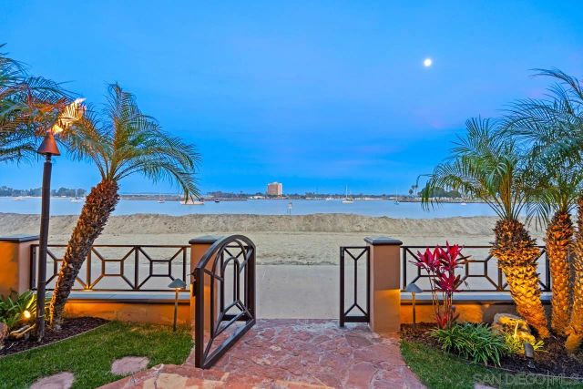 2741 Bayside Walk, San Diego, CA 92109