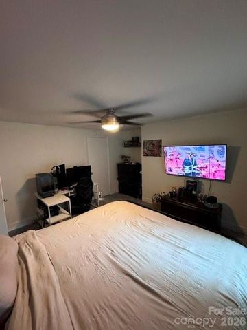 512 S Gray Street, Gastonia, NC 28052