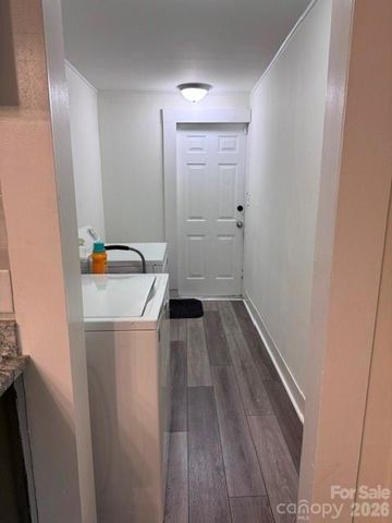 512 S Gray Street, Gastonia, NC 28052