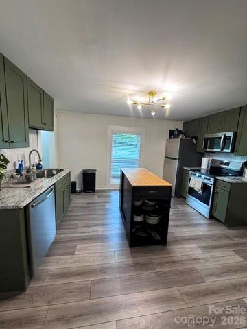 512 S Gray Street, Gastonia, NC 28052