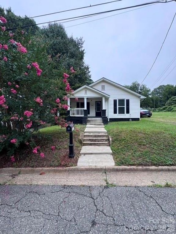 512 S Gray Street, Gastonia, NC 28052
