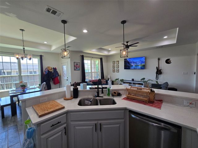 109 Baker Street, Mount Vernon, TX 75457