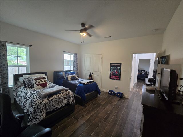 109 Baker Street, Mount Vernon, TX 75457