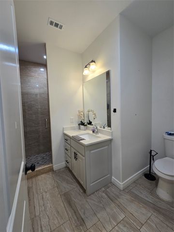 109 Baker Street, Mount Vernon, TX 75457