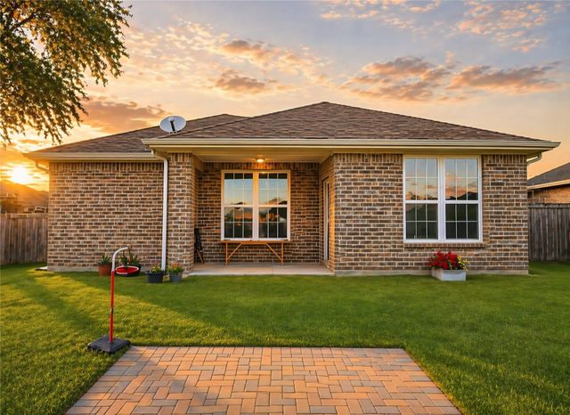 109 Baker Street, Mount Vernon, TX 75457